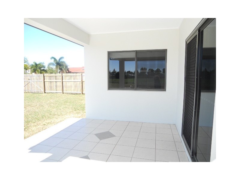 8 Rosella Street, Forrest Beach QLD 4850