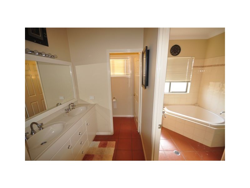 7 Hecht Street, Ingham QLD 4850