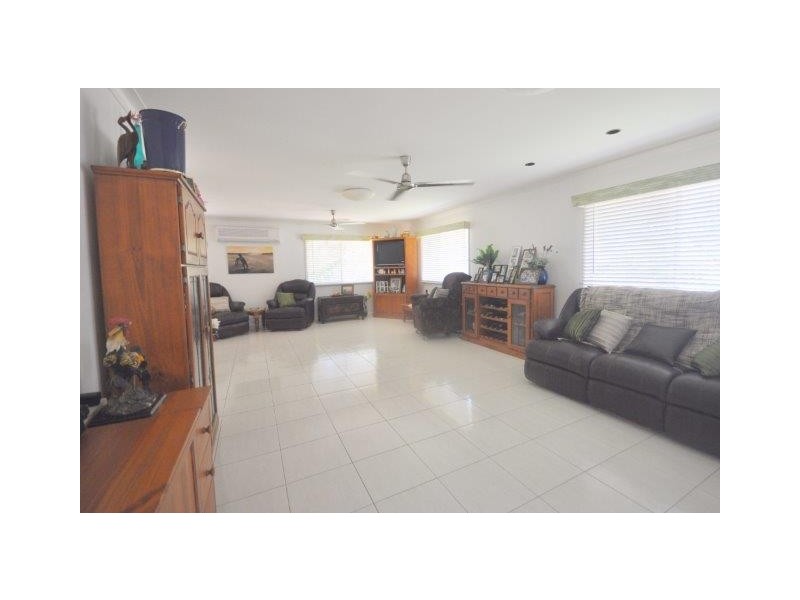 114 John Dory Street, Taylors Beach QLD 4850