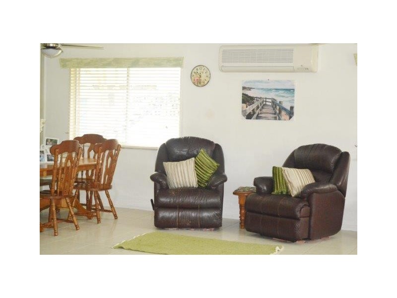 114 John Dory Street, Taylors Beach QLD 4850