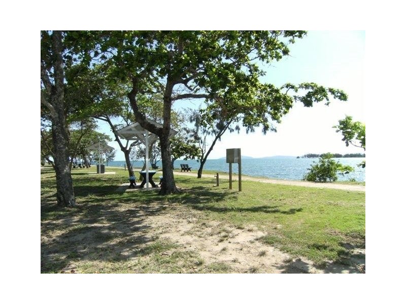 114 John Dory Street, Taylors Beach QLD 4850