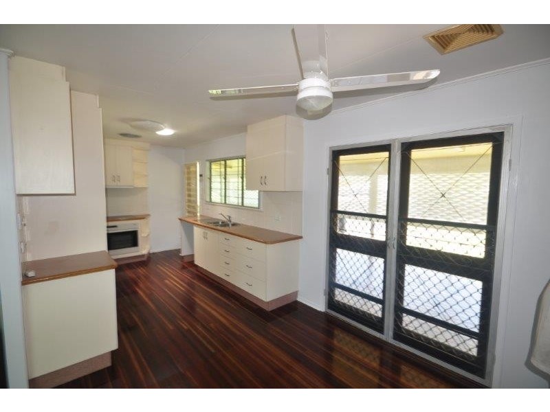 92 Charles Street, Aitkenvale QLD 4814