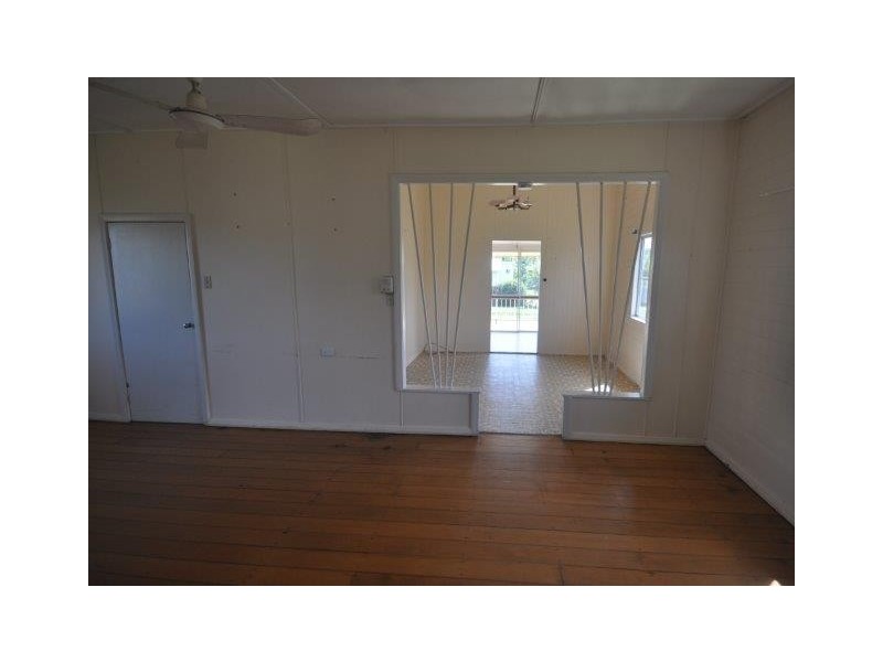 13 Spencer Street, Macknade QLD 4850