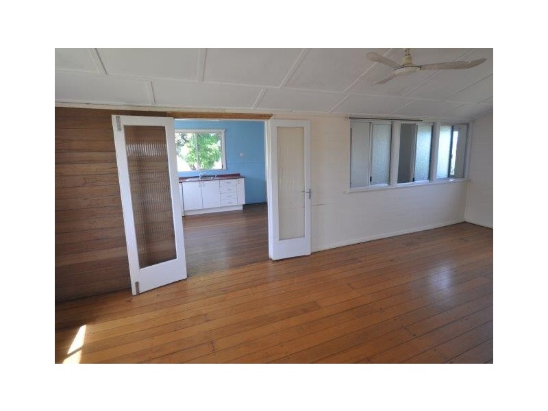 13 Spencer Street, Macknade QLD 4850
