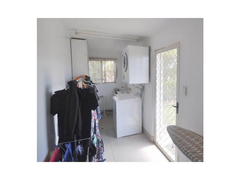 12 Mambrini Street, Halifax QLD 4850