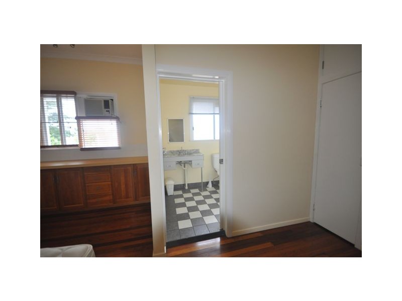 2/2 Haig Street, Ingham QLD 4850