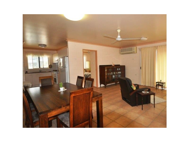 2/24 Garbutt Street, Ingham QLD 4850