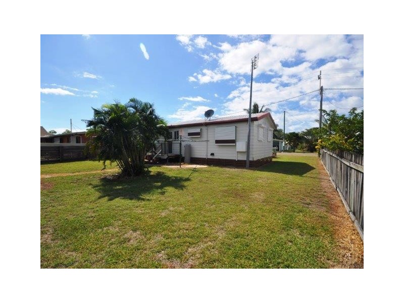 19 Barramundi Street, Taylors Beach QLD 4850