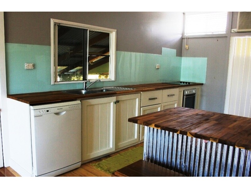 7 Musgrave Street, Halifax QLD 4850