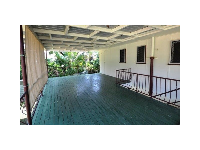 24 Patterson Parade, Lucinda QLD 4850