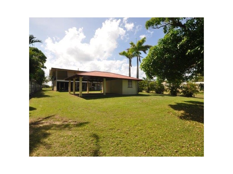 24 Patterson Parade, Lucinda QLD 4850