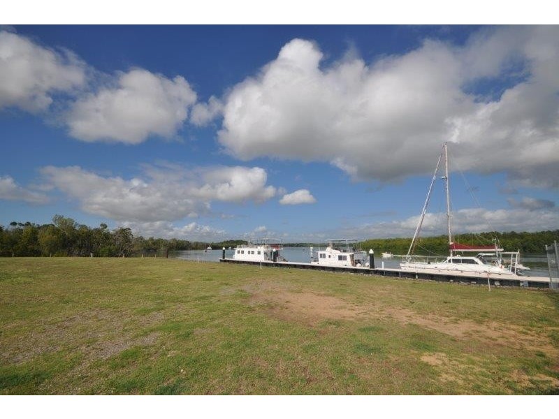 Waterfront at Marine Cove Moorings, Lucinda QLD 4850