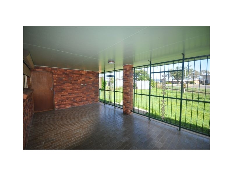 17 George Street, Ingham QLD 4850