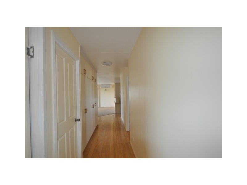 9 Acacia Road, Halifax QLD 4850