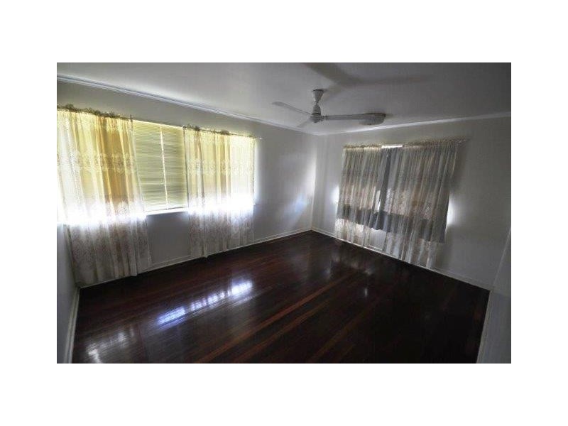 2 Rutledge Street, Ingham QLD 4850