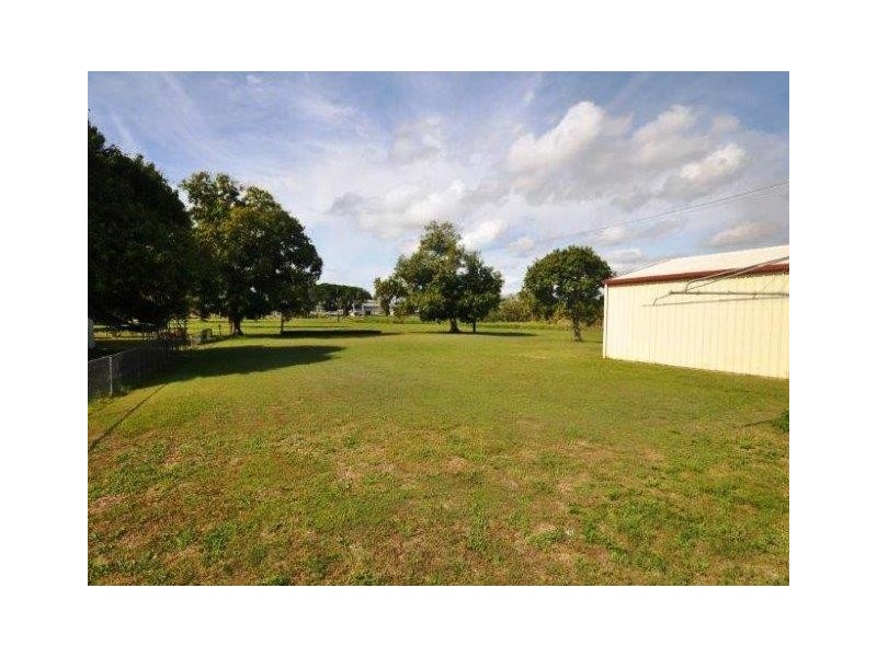 2 Rutledge Street, Ingham QLD 4850