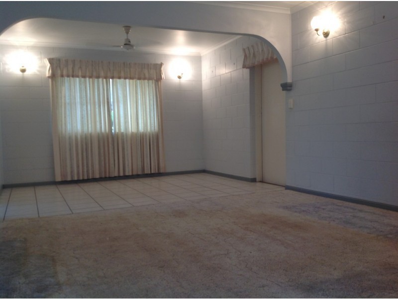 6 Carr Crescent, Lucinda QLD 4850