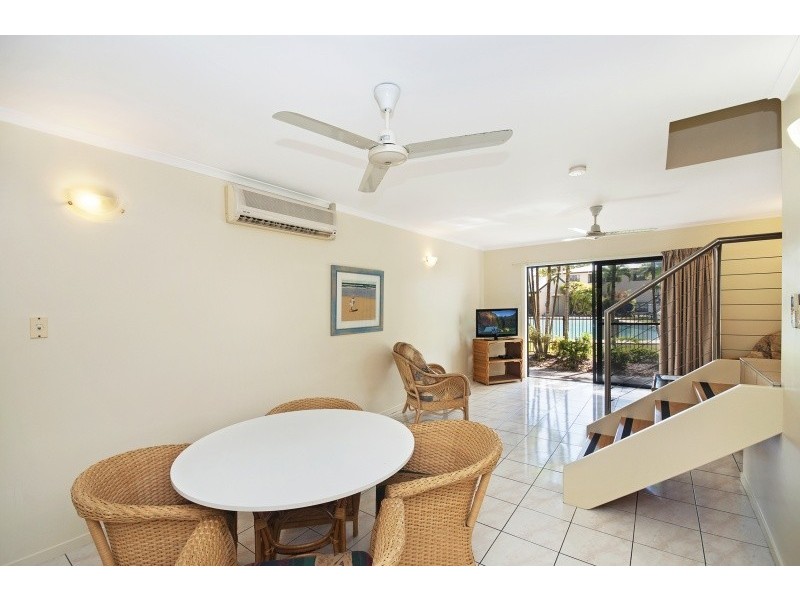 Unit 11/43 Dungeness Road, Lucinda QLD 4850