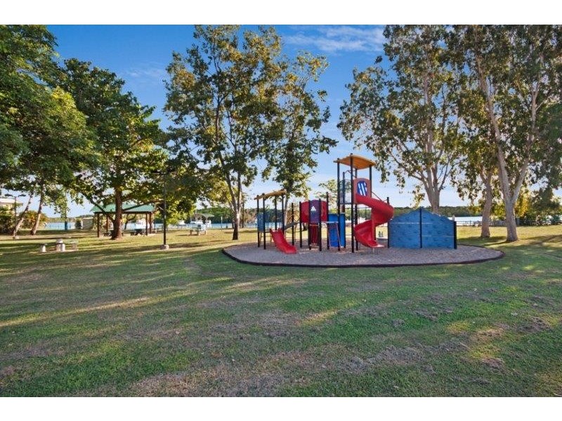 15 Denney Street, Lucinda QLD 4850
