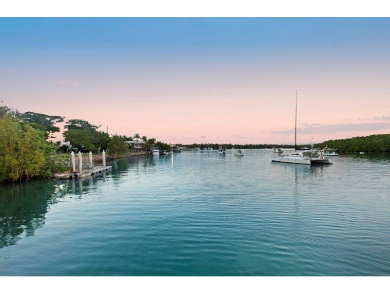 15 Denney Street, Lucinda QLD 4850