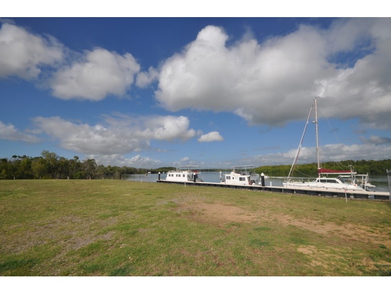 15 Denney Street, Lucinda QLD 4850