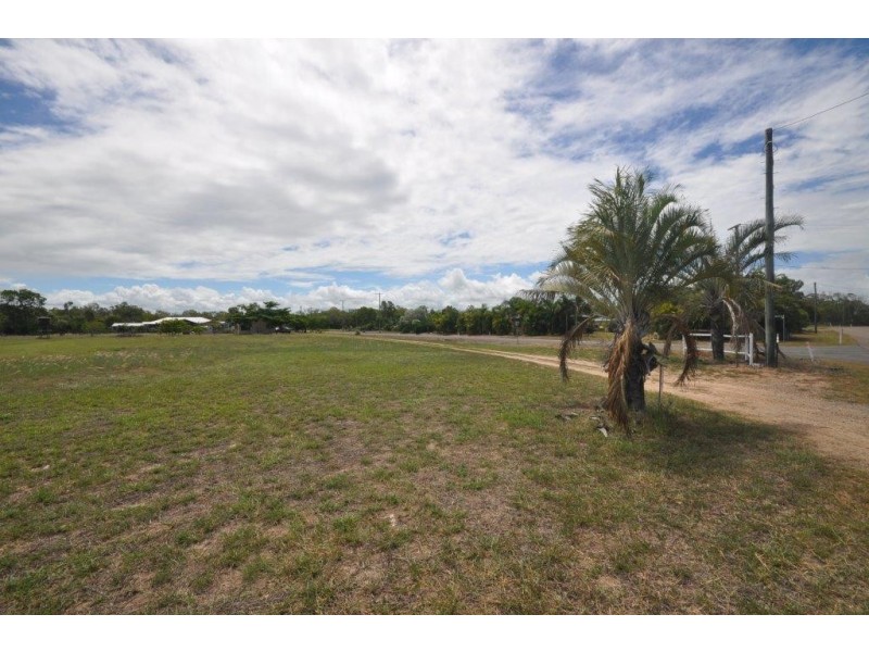 143 Beatts Road, Forrest Beach QLD 4850