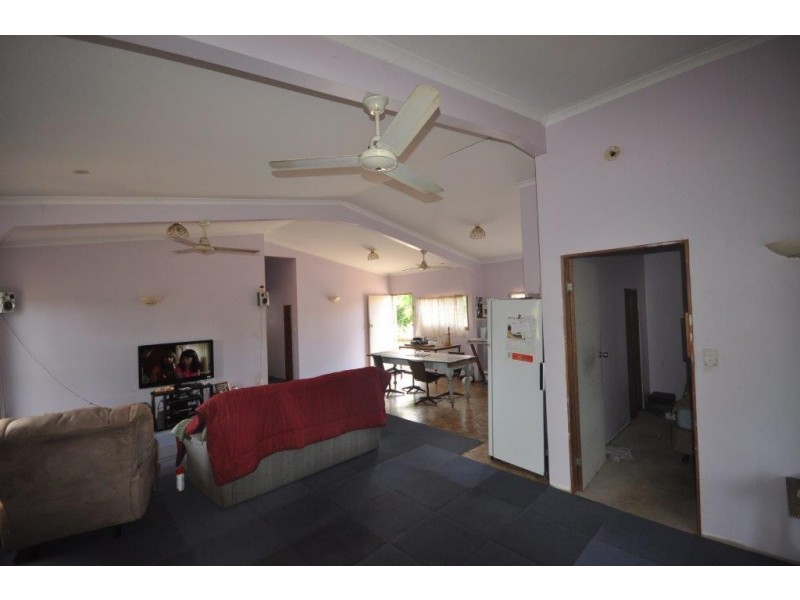 143 Beatts Road, Forrest Beach QLD 4850