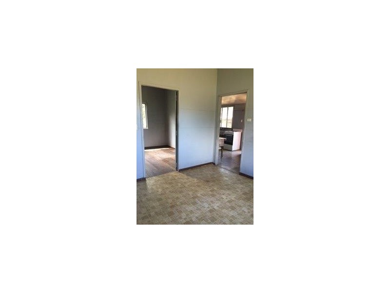 30-32 Mona Road, Halifax QLD 4850