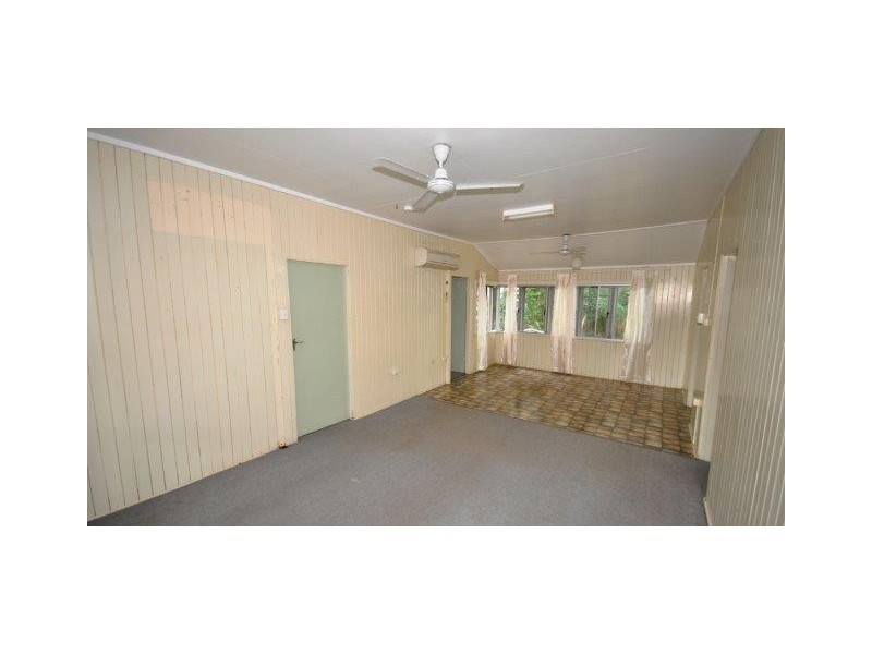 54 McIlwraith Street, Ingham QLD 4850