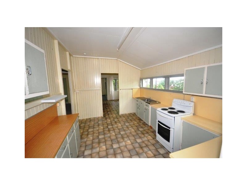 54 McIlwraith Street, Ingham QLD 4850