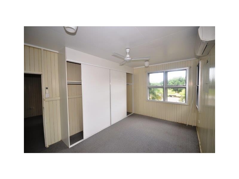 54 McIlwraith Street, Ingham QLD 4850