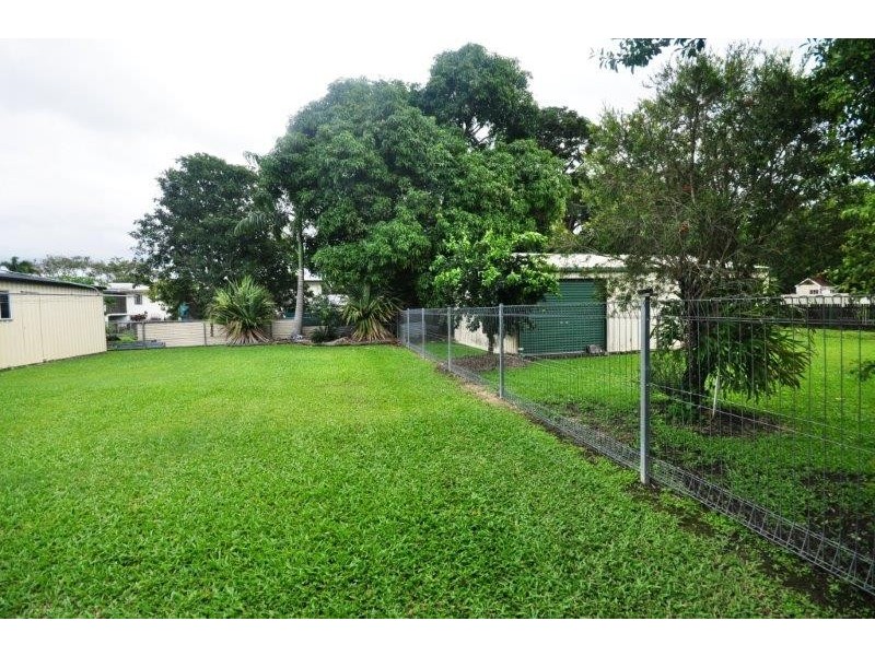 25 Marina Parade, Ingham QLD 4850