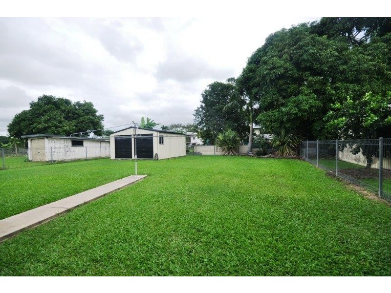 25 Marina Parade, Ingham QLD 4850