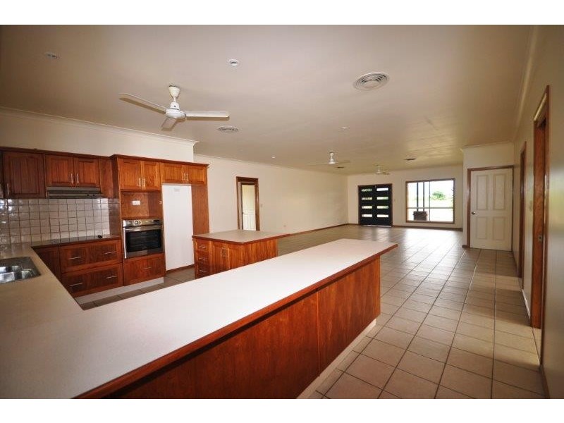 8 FORTINIS ROAD, Upper Stone QLD 4850