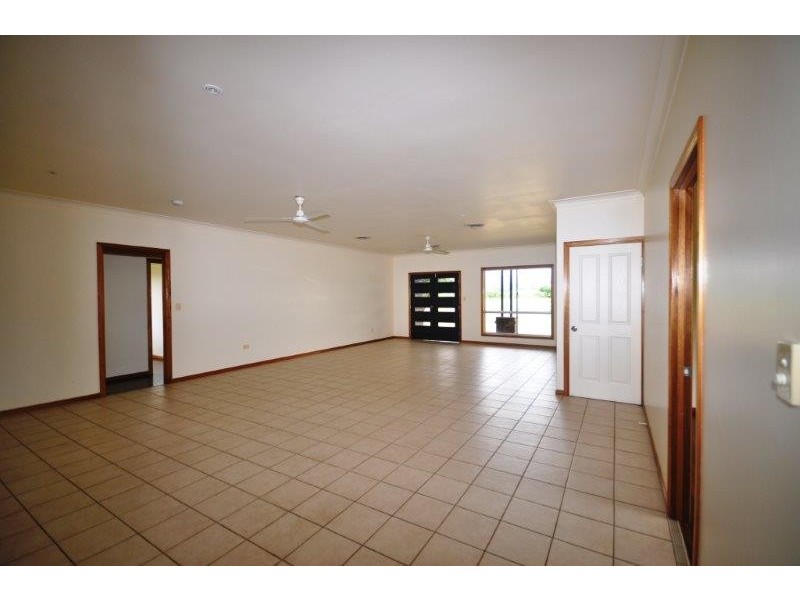 8 FORTINIS ROAD, Upper Stone QLD 4850