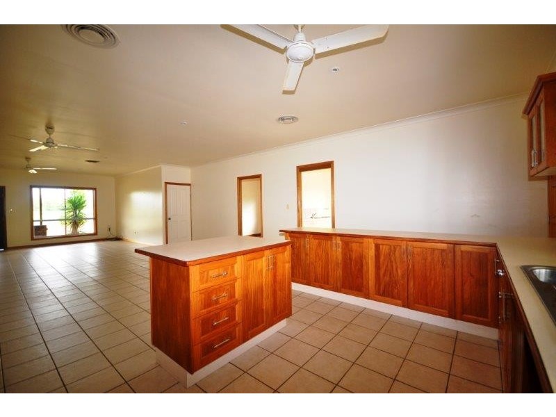 8 FORTINIS ROAD, Upper Stone QLD 4850