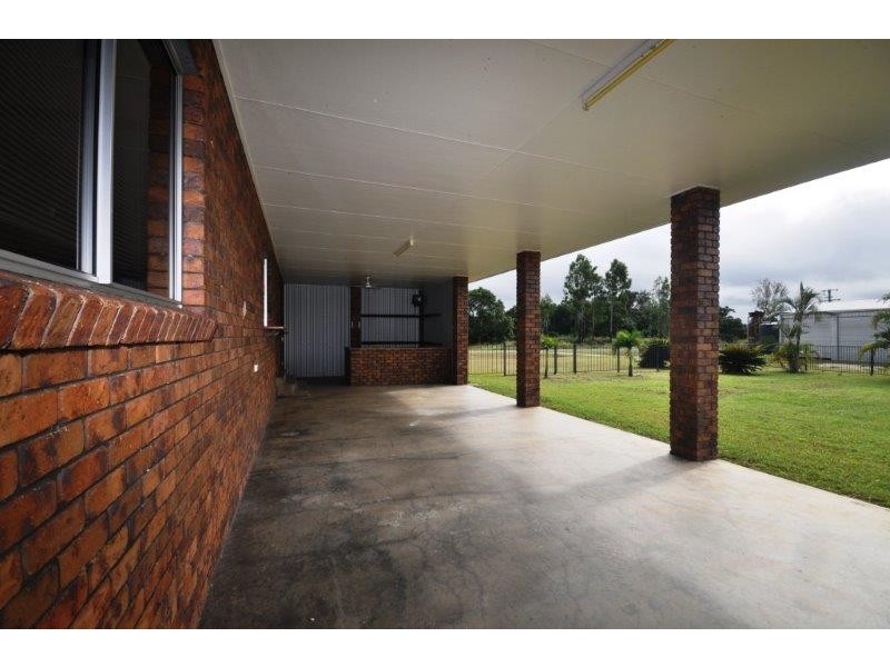 8 FORTINIS ROAD, Upper Stone QLD 4850