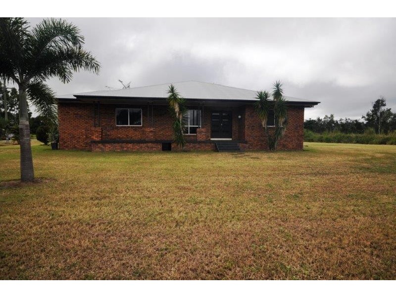 8 FORTINIS ROAD, Upper Stone QLD 4850