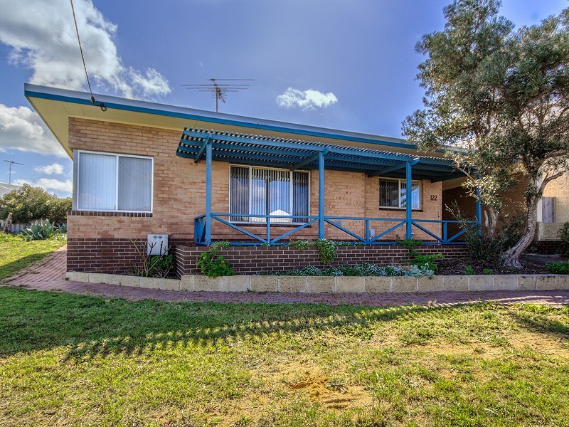 1/122 Leighton Road, Halls Head WA 6210