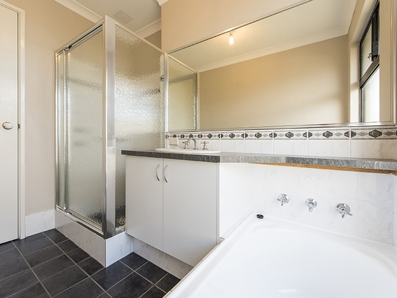 28 Gay Street, Huntingdale WA 6110