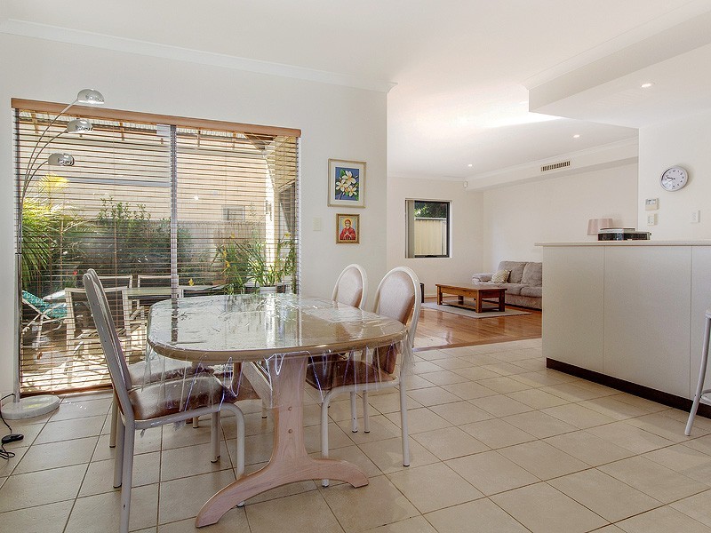 35 Forrest Street, Mandurah WA 6210