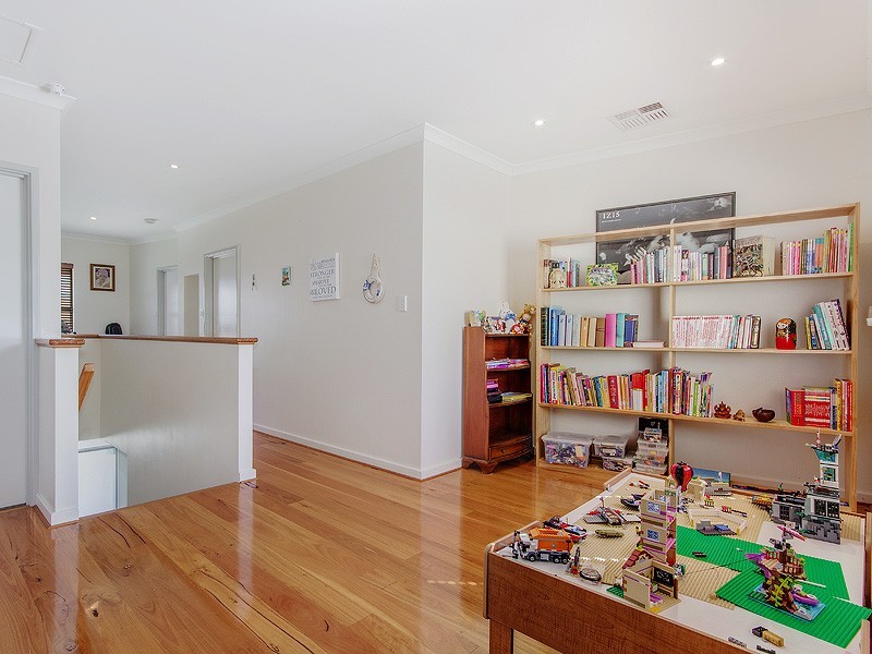 35 Forrest Street, Mandurah WA 6210