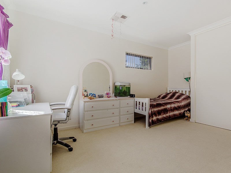 35 Forrest Street, Mandurah WA 6210