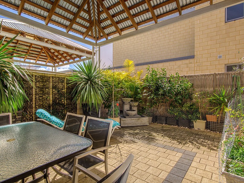 35 Forrest Street, Mandurah WA 6210