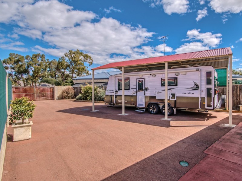 10 Maggie Way, Coodanup WA 6210