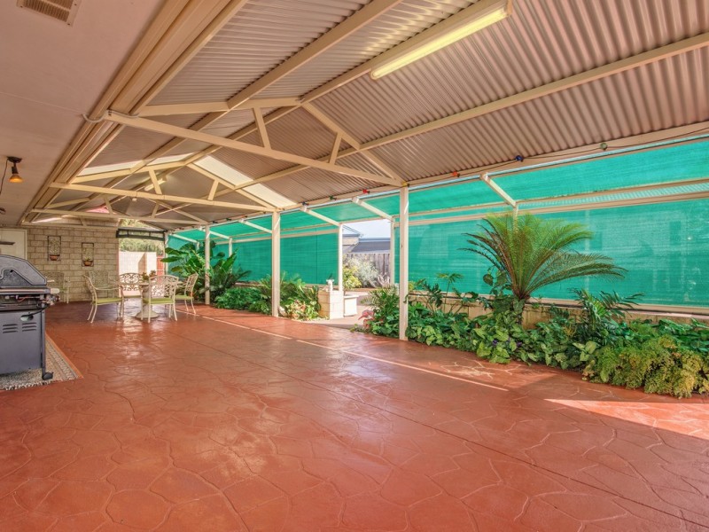 10 Maggie Way, Coodanup WA 6210