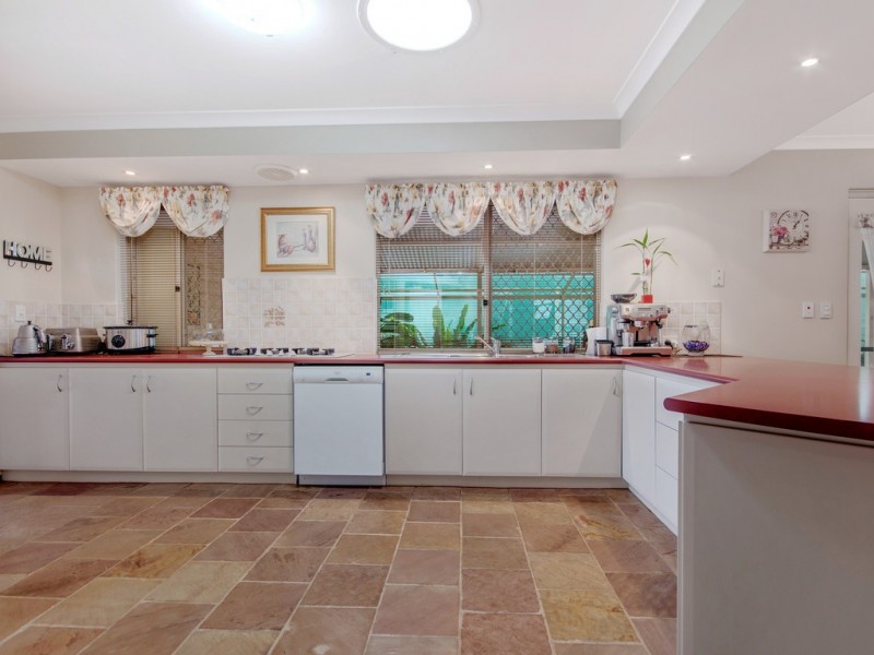 10 Maggie Way, Coodanup WA 6210