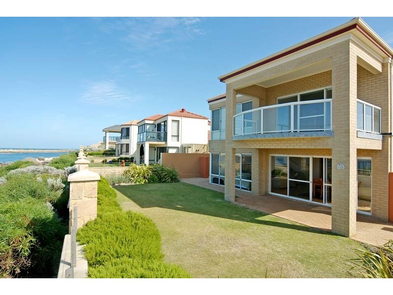 74 Voyager Close, PORT BOUVARD, Wannanup WA 6210