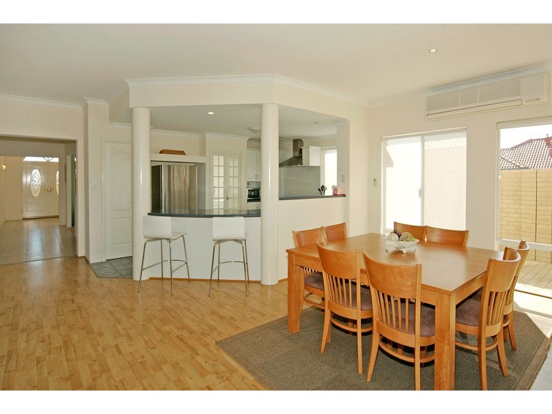 74 Voyager Close, PORT BOUVARD, Wannanup WA 6210