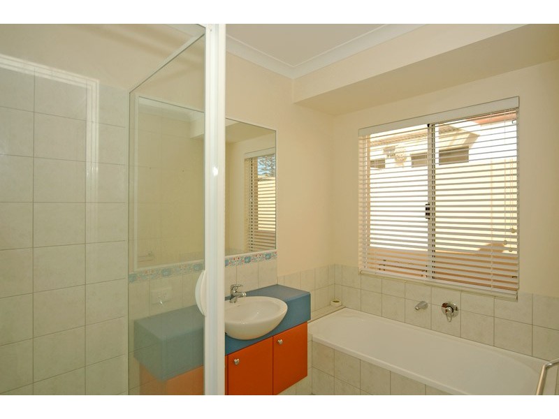 74 Voyager Close, PORT BOUVARD, Wannanup WA 6210